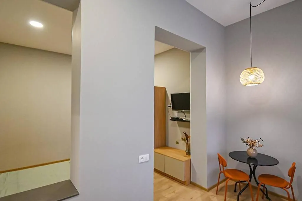 Studio With Balcony In Old City Tbilisi